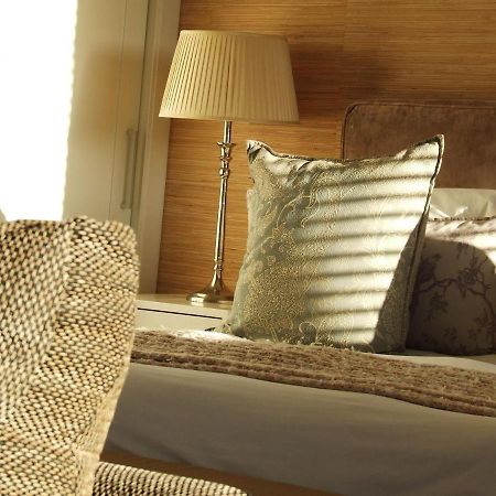 210 Gallery Luxury Studio Apartment นิสนา ภายนอก รูปภาพ
