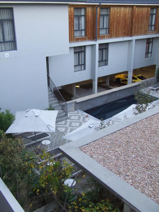 210 Gallery Luxury Studio Apartment นิสนา ภายนอก รูปภาพ